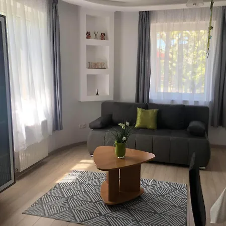 Szabo Vendeghaz 度假居