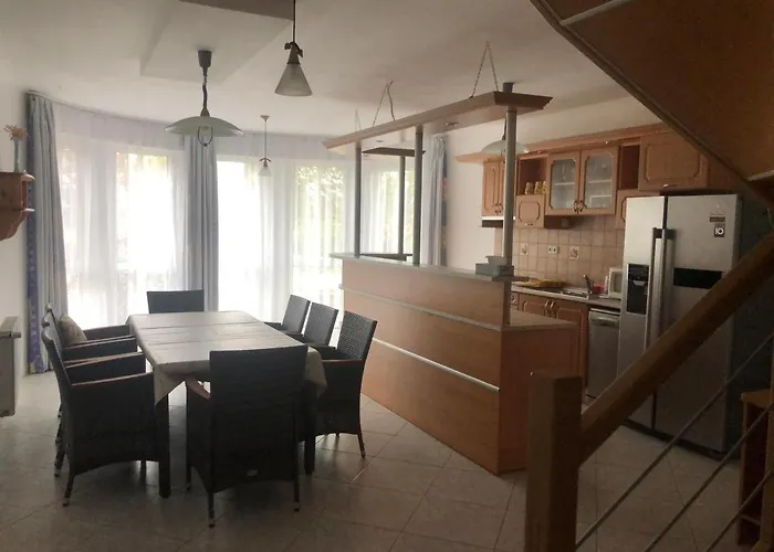 Szabo Vendeghaz Zamárdi